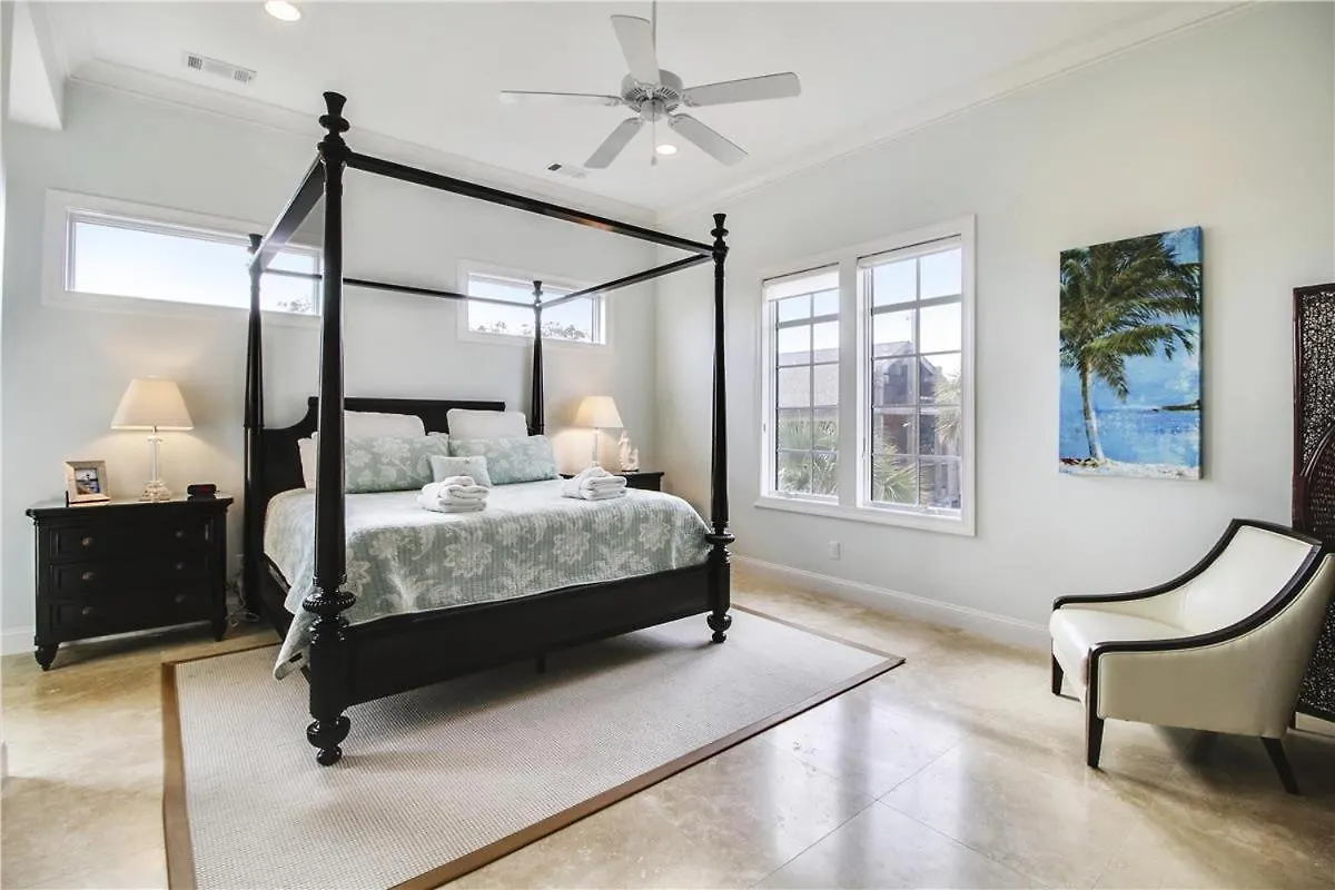 Holiday home 31 Singleton Beach- Oceanfront Luxury Home, Spectacular Views & Private Pool, Free Activities Included Hilton Head Island