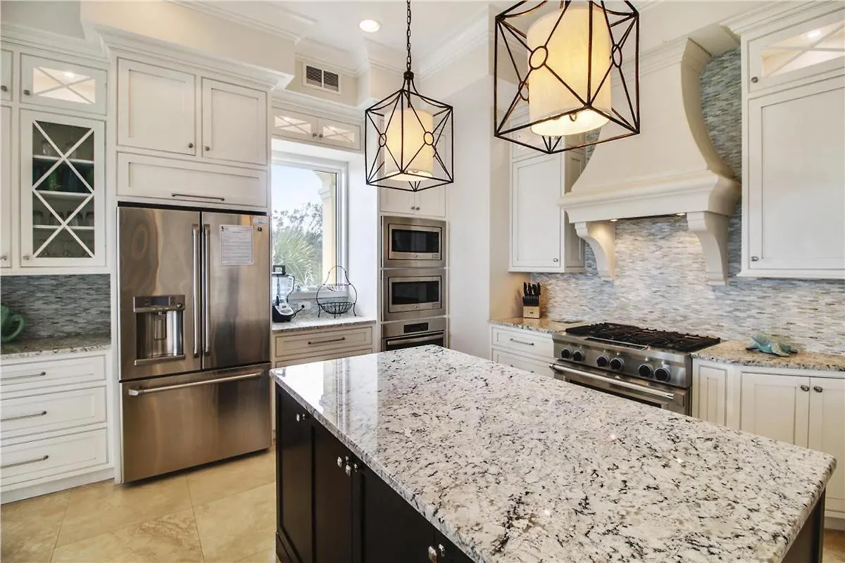 Holiday home 31 Singleton Beach- Oceanfront Luxury Home, Spectacular Views & Private Pool, Free Activities Included Hilton Head Island